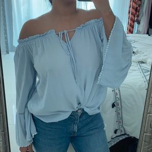 FOREVER 21 Blue blouse bell sleeve